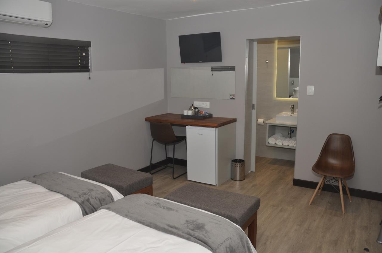 Tsessebe Guesthouse บลูมฟอนเทน ภายนอก รูปภาพ
