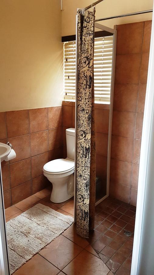 Tsessebe Guesthouse บลูมฟอนเทน ภายนอก รูปภาพ